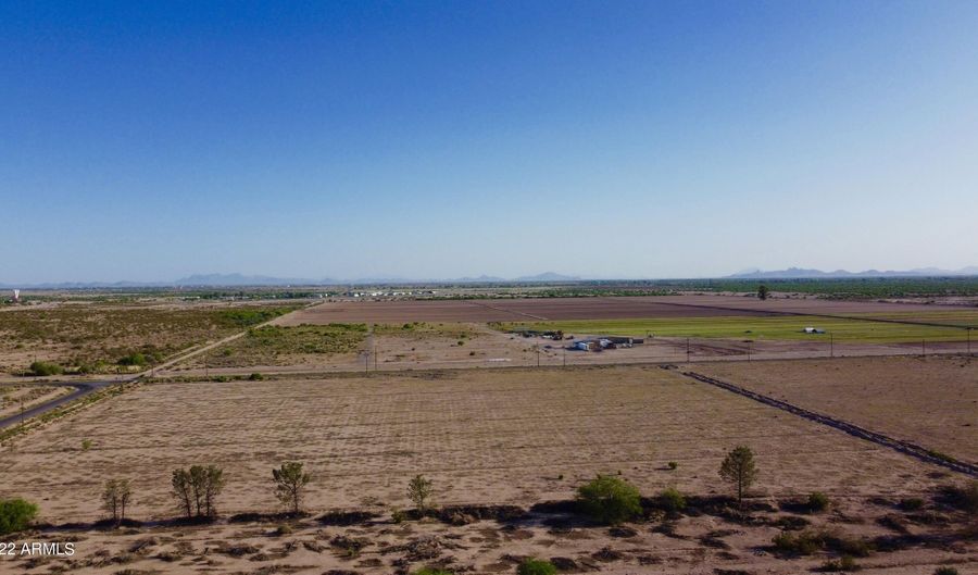 S Tweedy Road unit, Casa Grande, AZ 85122 - 0 Beds, 0 Bath