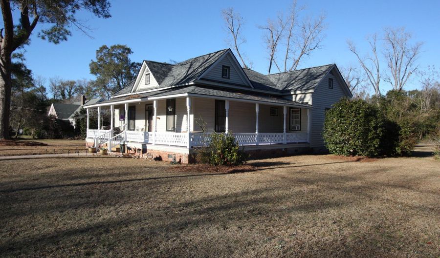 626 N Railroad Ave, Brunson, SC 29911 - 2 Beds, 2 Bath