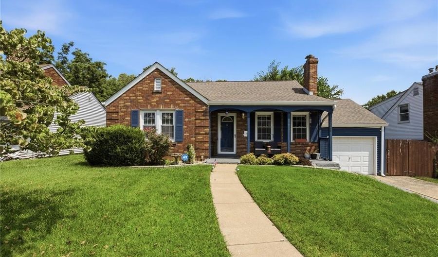 6329 Darlow Dr, Affton, MO 63123 - 2 Beds, 2 Bath