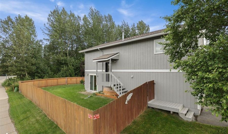 1988 Commodore Dr, Anchorage, AK 99507 - 3 Beds, 2 Bath