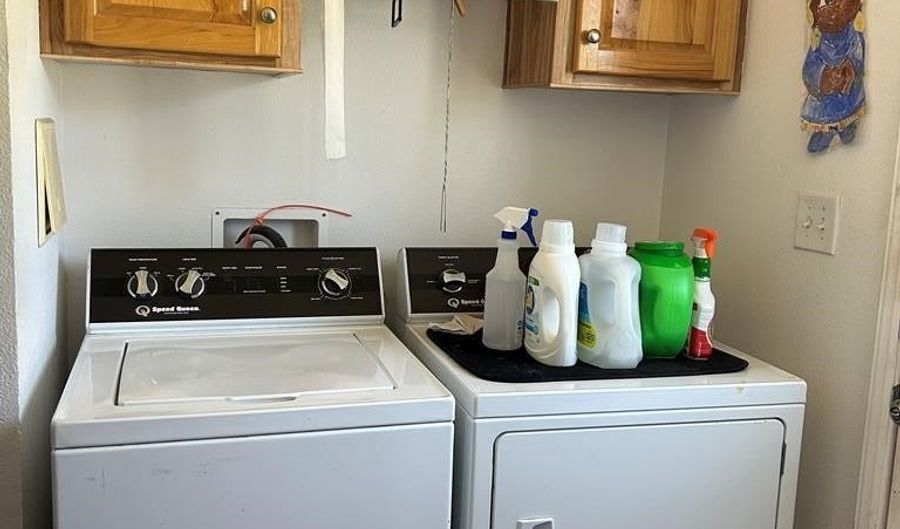 1155 McAdoo, Blackfoot, ID 83221 - 2 Beds, 2 Bath