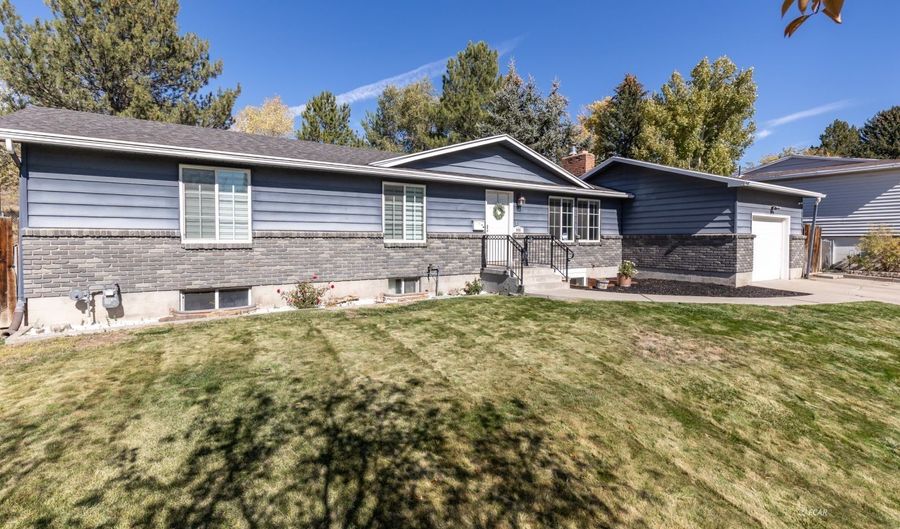 998 Northside Dr, Elko, NV 89801 - 5 Beds, 3 Bath