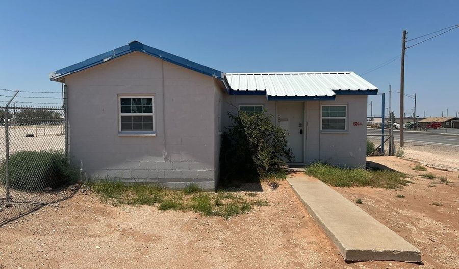 1501 W Broadway St, Andrews, TX 79714 - 0 Beds, 0 Bath