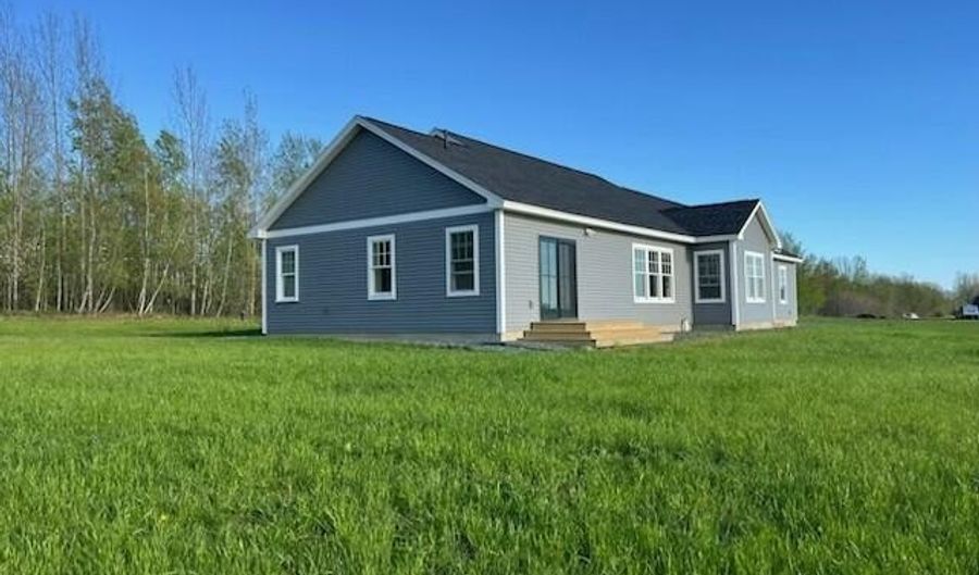 87 Yorktown Rd, Albion, ME 04910 - 3 Beds, 2 Bath