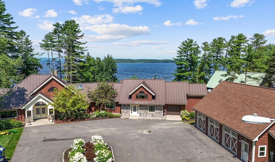 129 Loon Call Dr, Belgrade, ME 04917 - 6 Beds, 4 Bath