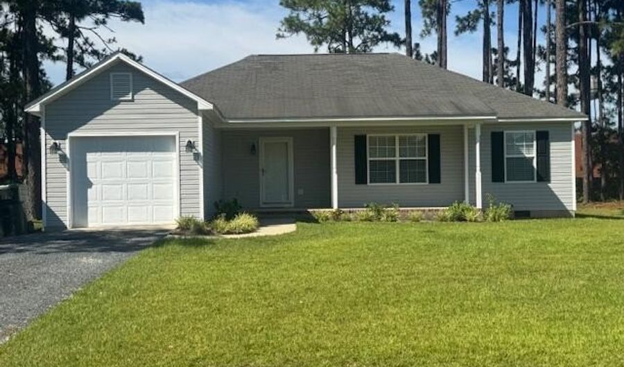 155 Pecan Grove Dr, Aberdeen, NC 28315 - 3 Beds, 2 Bath