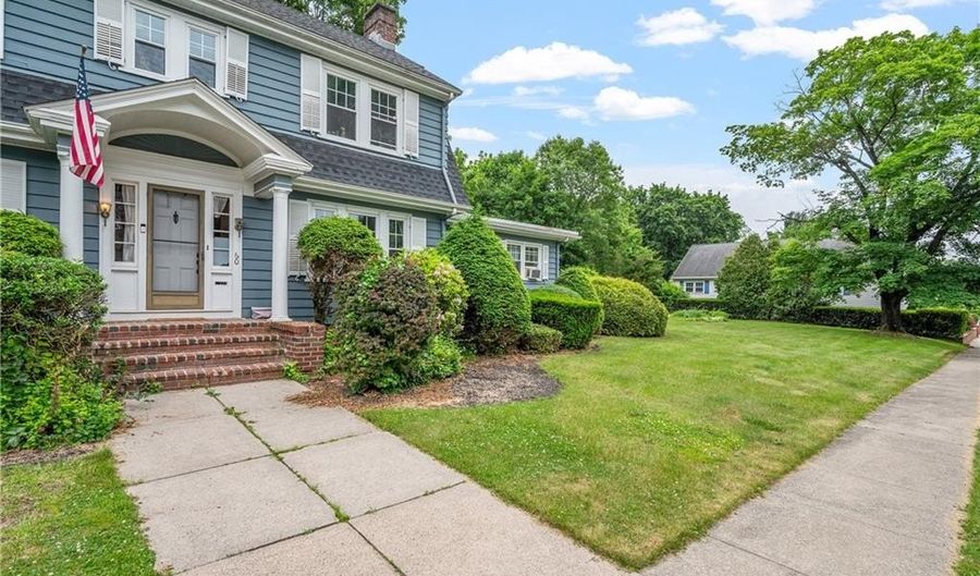 60 White Pkwy, North Smithfield, RI 02896 - 4 Beds, 2 Bath
