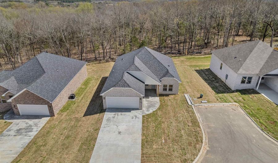 516 Madeleine Cir, Austin, AR 72007 - 4 Beds, 2 Bath