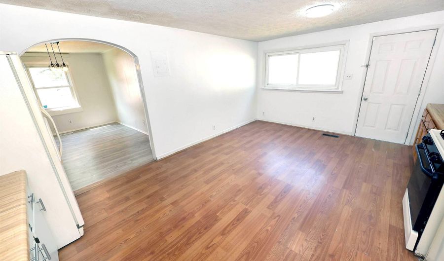 5420 LONG Ave, Anniston, AL 36206 - 2 Beds, 2 Bath