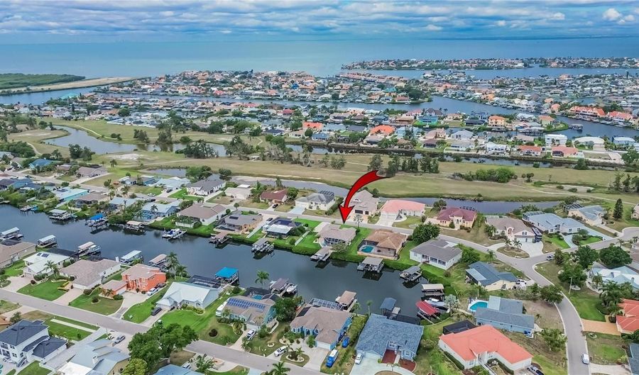 806 EAGLE Ln, Apollo Beach, FL 33572 - 3 Beds, 2 Bath