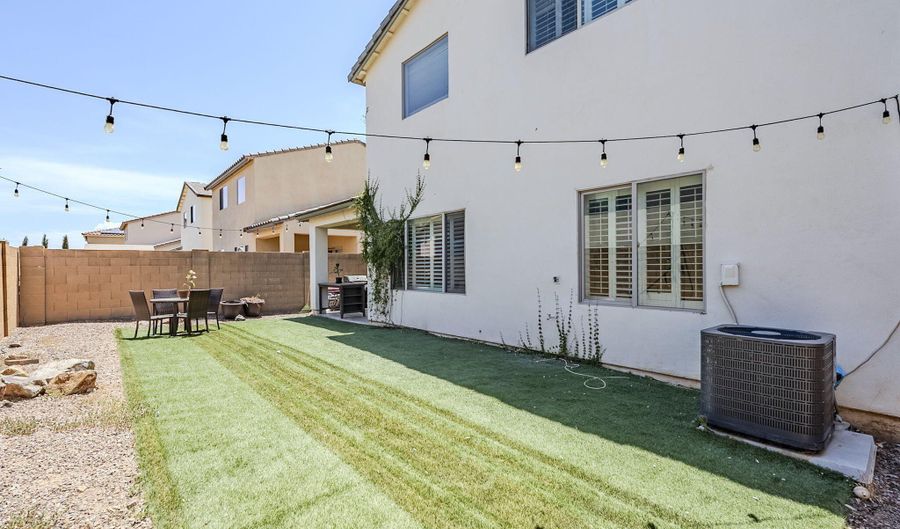 163 E Camino Limon Verde, Sahuarita, AZ 85629 - 3 Beds, 3 Bath