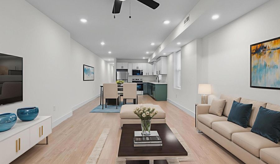 2200 E FAYETTE St 3 3RD FLOOR, Baltimore, MD 21231 - 2 Beds, 1 Bath