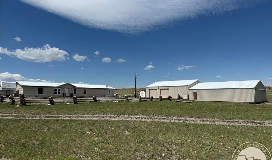 27 Cox Creek Ln, Big Timber, MT 59011 - 3 Beds, 2 Bath