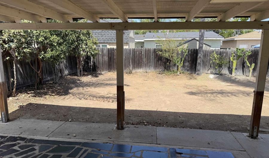 1422 S Maple, Escondido, CA 92025 - 3 Beds, 2 Bath
