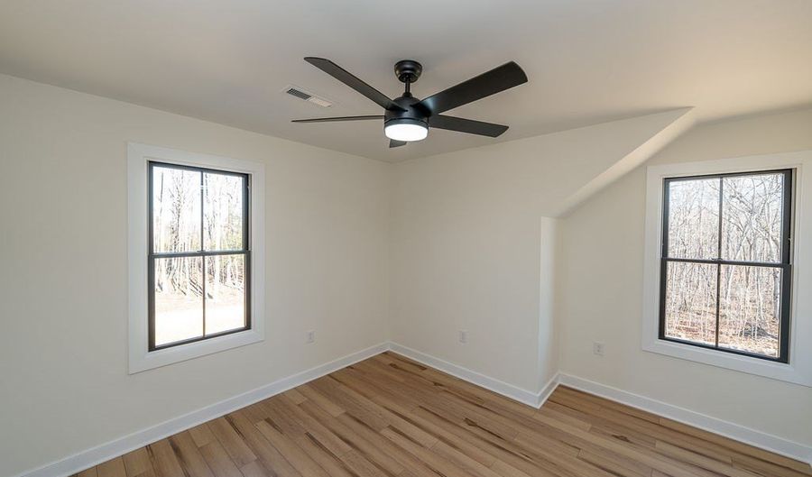 Lot 2 Spreading Oaks Rd, Arvonia, VA 23004 - 3 Beds, 3 Bath