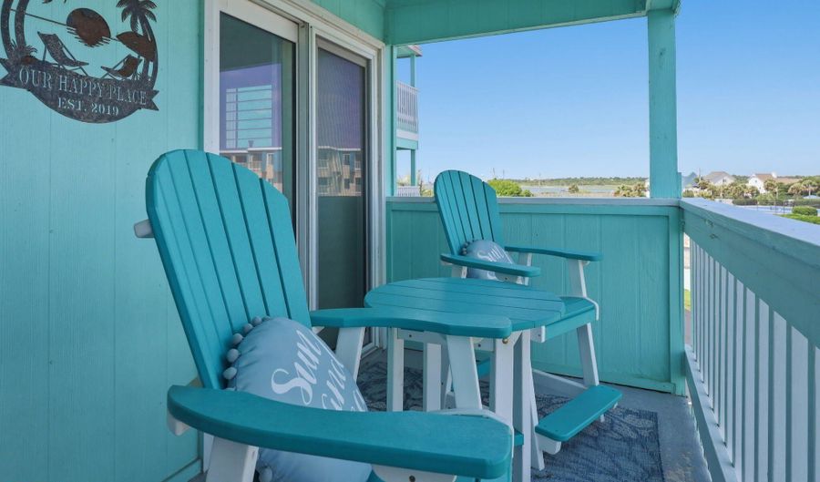 301 E Commerce Way Rd 206, Atlantic Beach, NC 28512 - 2 Beds, 2 Bath