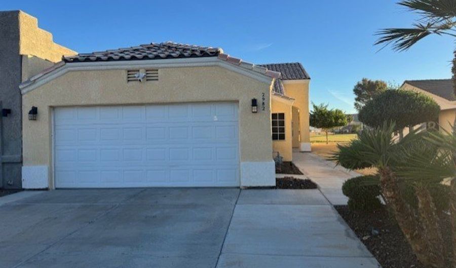 2982 Camino Del Rio, Bullhead City, AZ 86442 - 3 Beds, 2 Bath