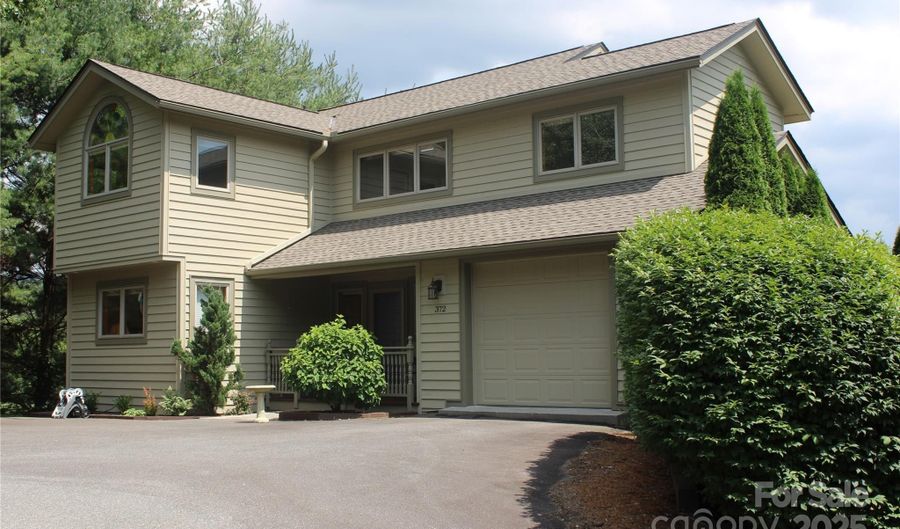 372 Silver Springs Dr 20, Banner Elk, NC 28604 - 4 Beds, 3 Bath