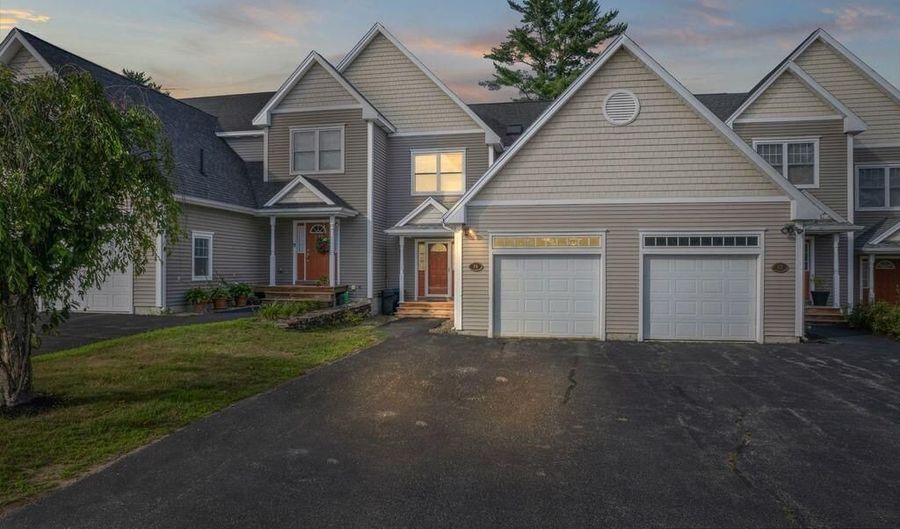 38 Harvest Hill Ln 38, Auburn, ME 04210 - 3 Beds, 4 Bath