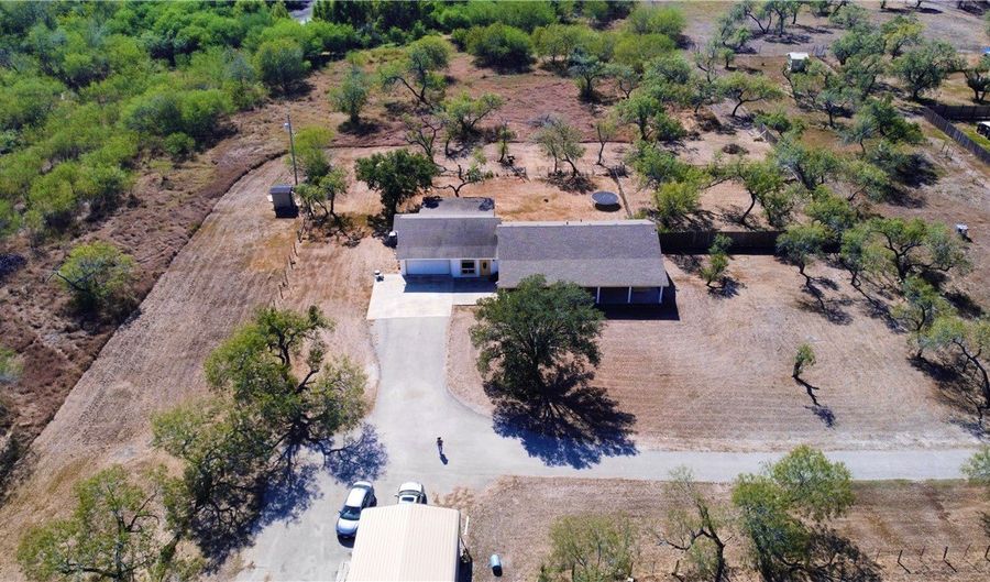 150- A CR 336, Alice, TX 78332 - 3 Beds, 2 Bath