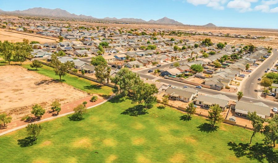 2441 N SANTA ROSA Dr, Casa Grande, AZ 85122 - 3 Beds, 2 Bath
