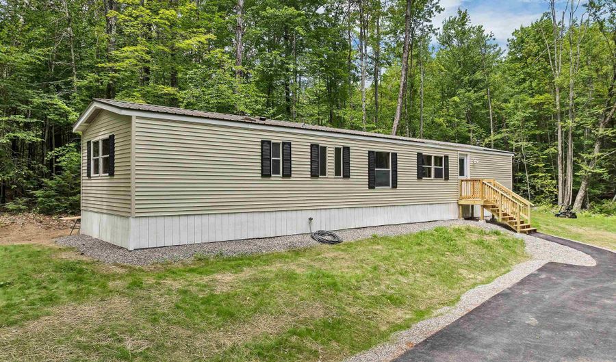 90 Jesus Valley Rd, Alton, NH 03809 - 2 Beds, 1 Bath