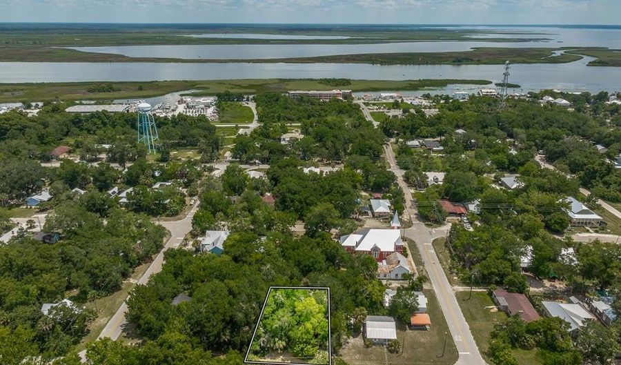 173 7th St, Apalachicola, FL 32320 - 0 Beds, 0 Bath