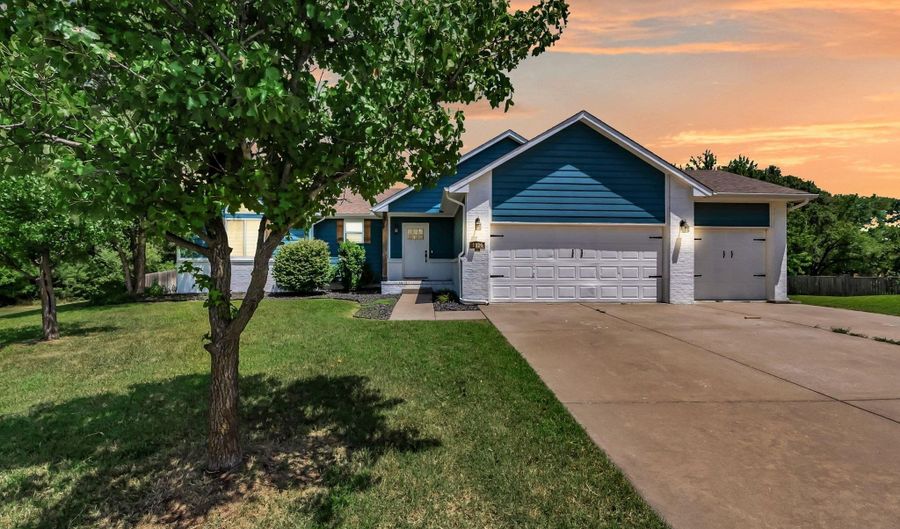 1826 N Columbine Cir, Andover, KS 67002 - 4 Beds, 3 Bath