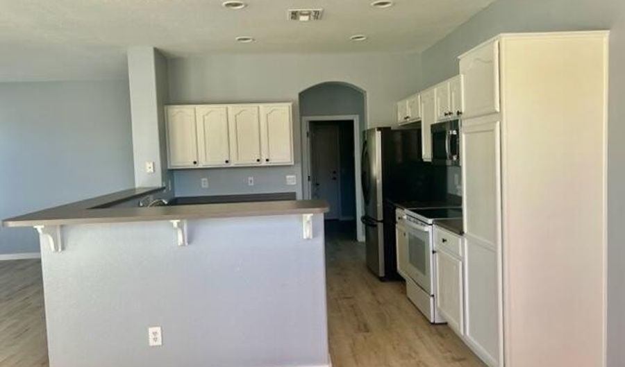 1481 W Hawk Way, Chandler, AZ 85286 - 3 Beds, 2 Bath