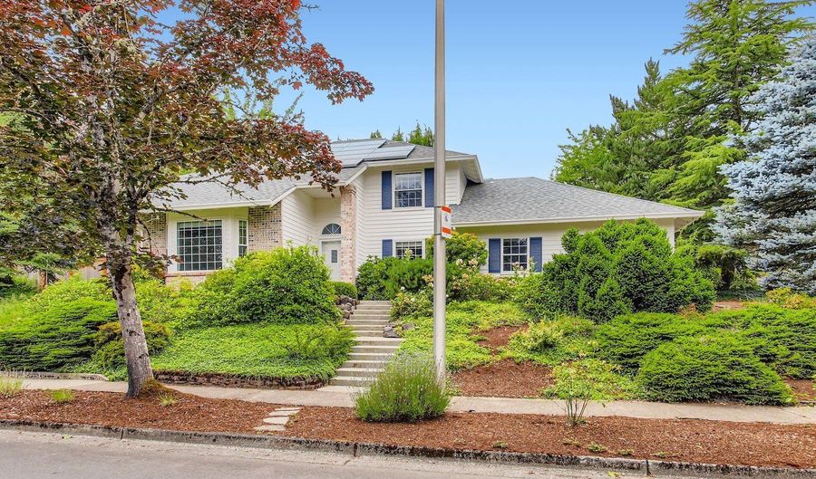 14085 SW KENTUCKY Pl, Beaverton, OR 97008 - 3 Beds, 3 Bath