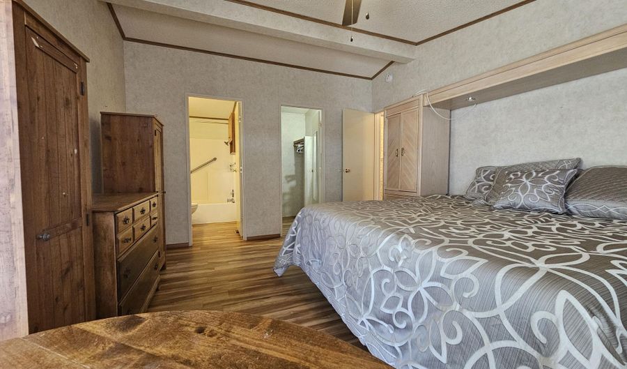 1505 N EVERGREEN St 17, Chandler, AZ 85225 - 2 Beds, 2 Bath