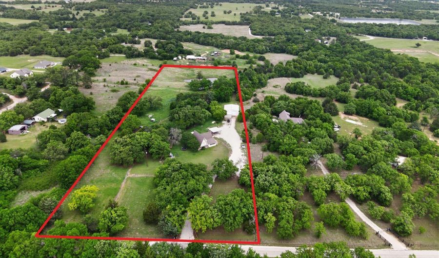 1276 County Road 1480, Alvord, TX 76225 - 3 Beds, 2 Bath