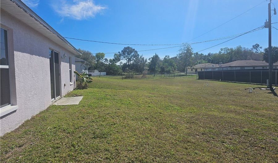 2188 Lincoln Park Ave, Alva, FL 33920 - 3 Beds, 2 Bath