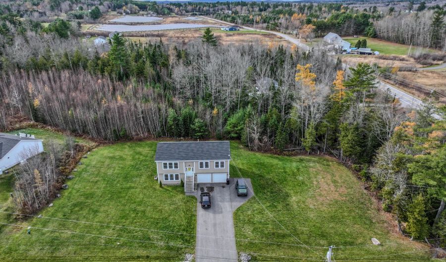 19 Magnolia Hill Rd, Bangor, ME 04401 - 3 Beds, 3 Bath