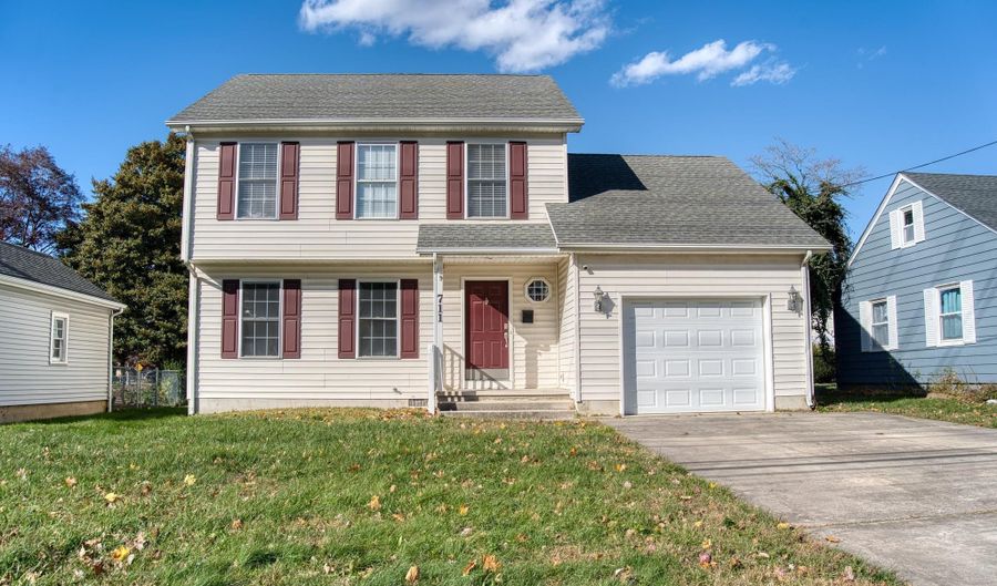 711 E DIVISION St, Dover, DE 19901 - 3 Beds, 3 Bath