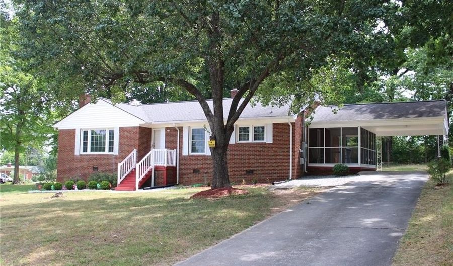 1552 Shady Dr, Asheboro, NC 27203 - 3 Beds, 1 Bath