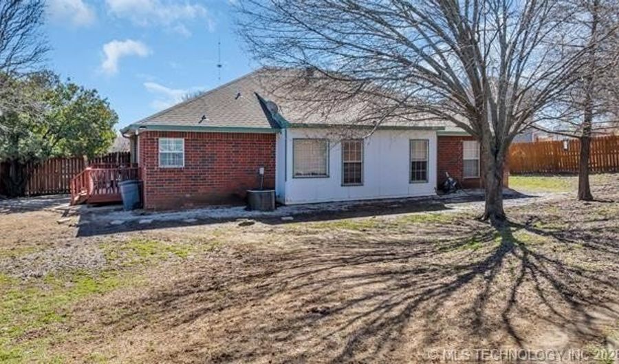 2517 Westwood Ct, Ardmore, OK 73401 - 3 Beds, 2 Bath
