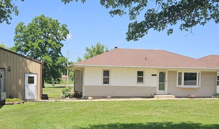 513 N Oak St, Agency, IA 52530 - 3 Beds, 1 Bath
