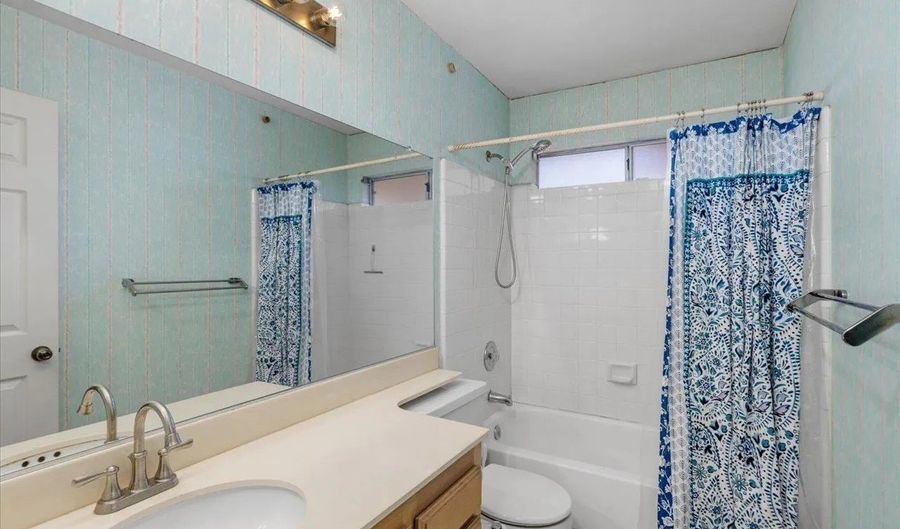 2236 Brookwood Ct, Escondido, CA 92026 - 4 Beds, 3 Bath
