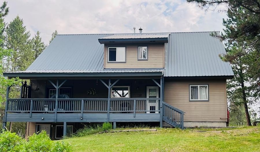 1907 Gold Dust Rd, Cascade, ID 83611 - 3 Beds, 2 Bath