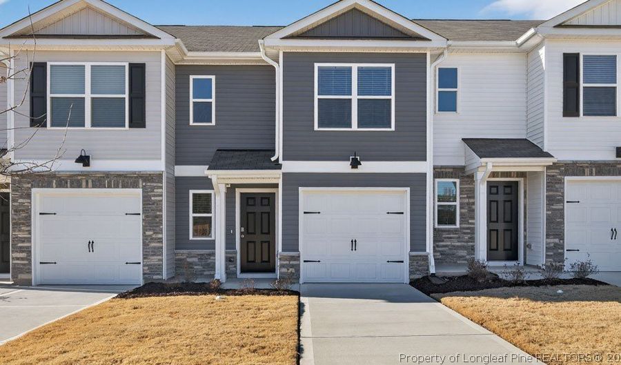 155 Trumpet Vine Rd, Aberdeen, NC 28315 - 3 Beds, 3 Bath