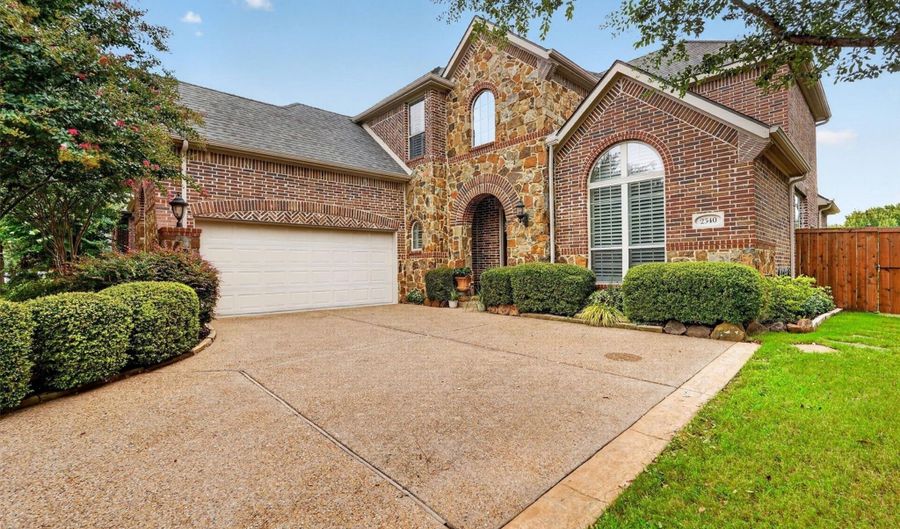 2340 Hedgewood Ln, Allen, TX 75013 - 5 Beds, 4 Bath