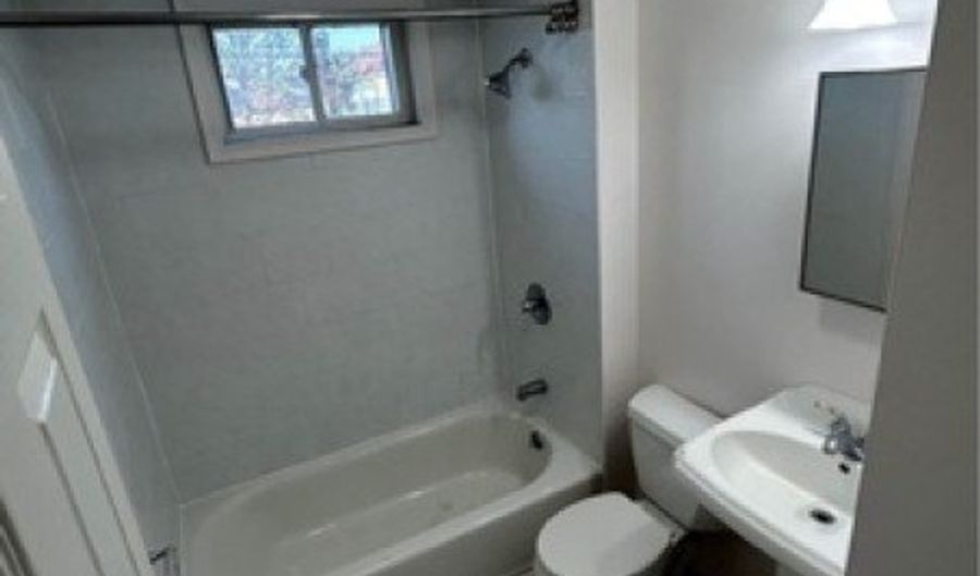 466 Cortlandt St 2nd Fl 2, Belleville, NJ 07109 - 3 Beds, 1 Bath