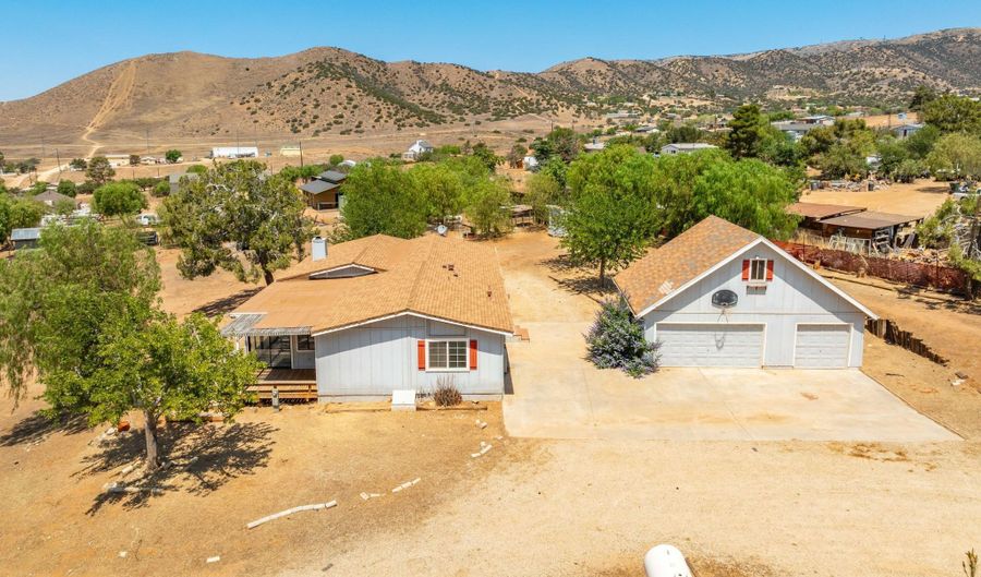 34821 Katherinel Ave, Acton, CA 93510 - 3 Beds, 2 Bath