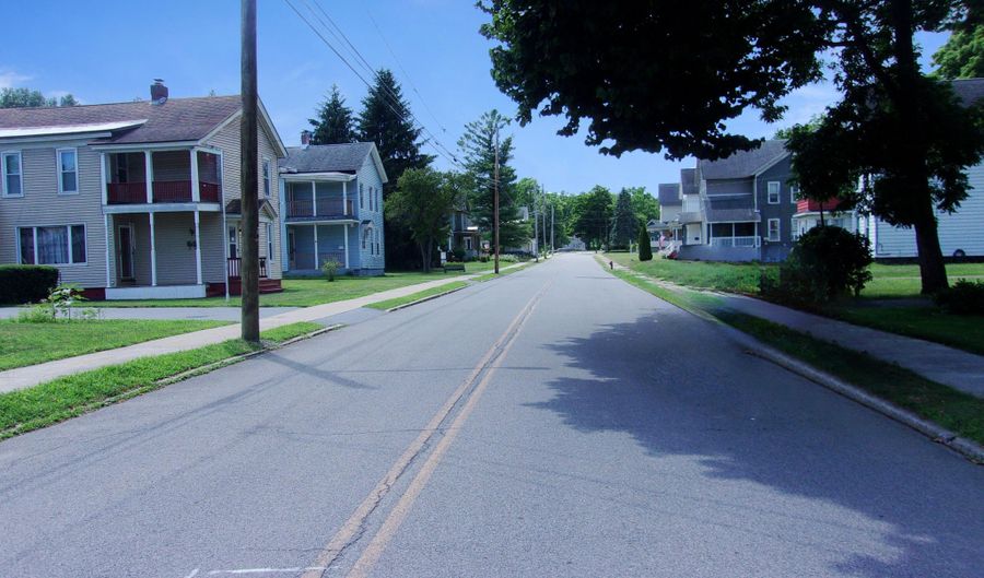 252 Florida Ave, Amsterdam, NY 12010 - 3 Beds, 2 Bath