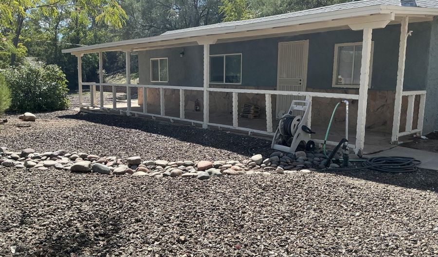 20 RINCON Dr, Clarkdale, AZ 86324 - 2 Beds, 1 Bath