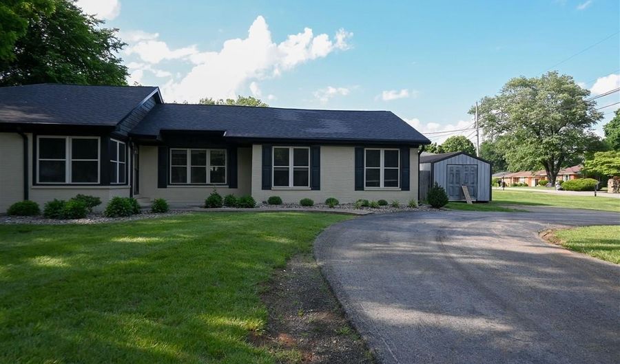 102 Madison Ave, Bardstown, KY 40004 - 3 Beds, 3 Bath