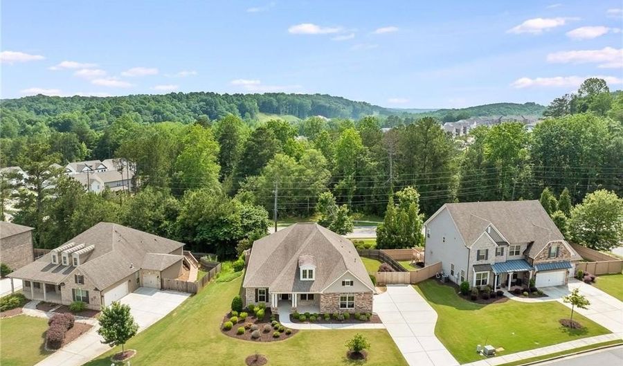 1374 Highland Wood Ct, Auburn, GA 30011 - 3 Beds, 2 Bath