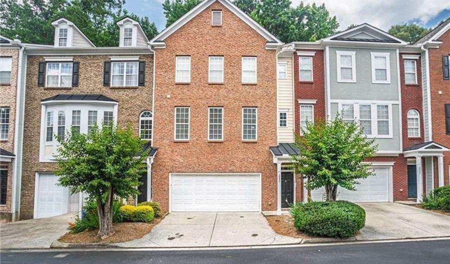 2960 Wintercrest Dr, Atlanta, GA 30360 - 4 Beds, 4 Bath