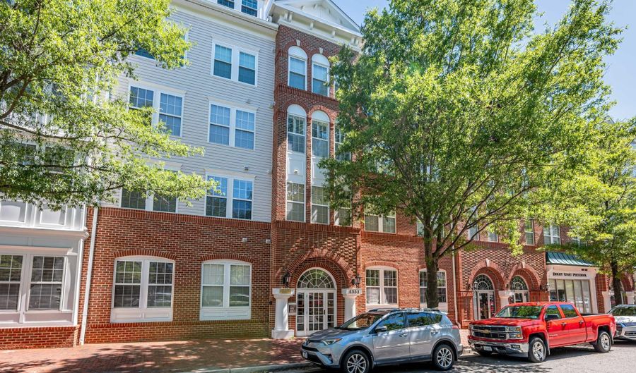 4951 BRENMAN PARK Dr 410, Alexandria, VA 22304 - 3 Beds, 3 Bath